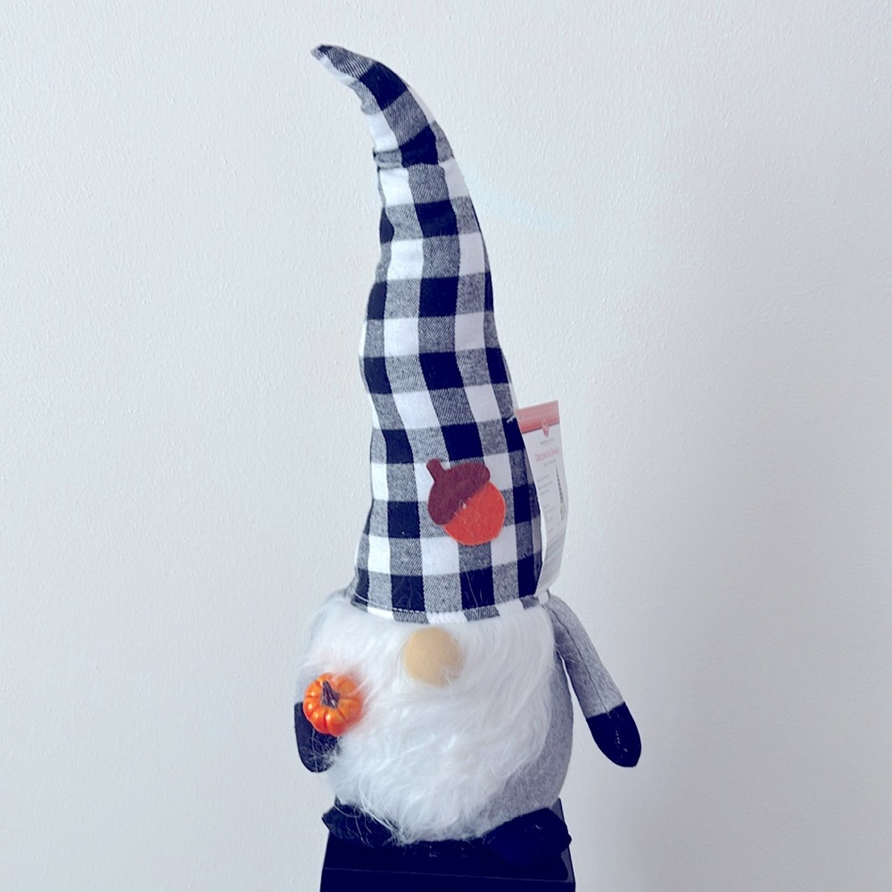 Buffalo check fall gnome